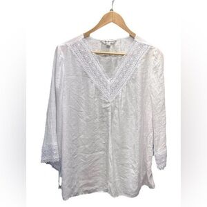 Counterparts White  Women's Size L Embroidered Rayon V-Neck Shirt Boho Chic